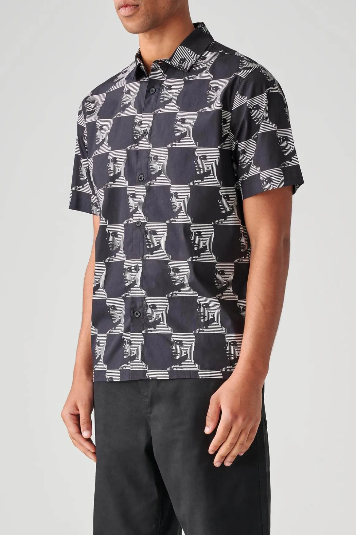 circuits_ss_shirt__black_1.webp Flash Sale Circuits SS Shirt - Clothing