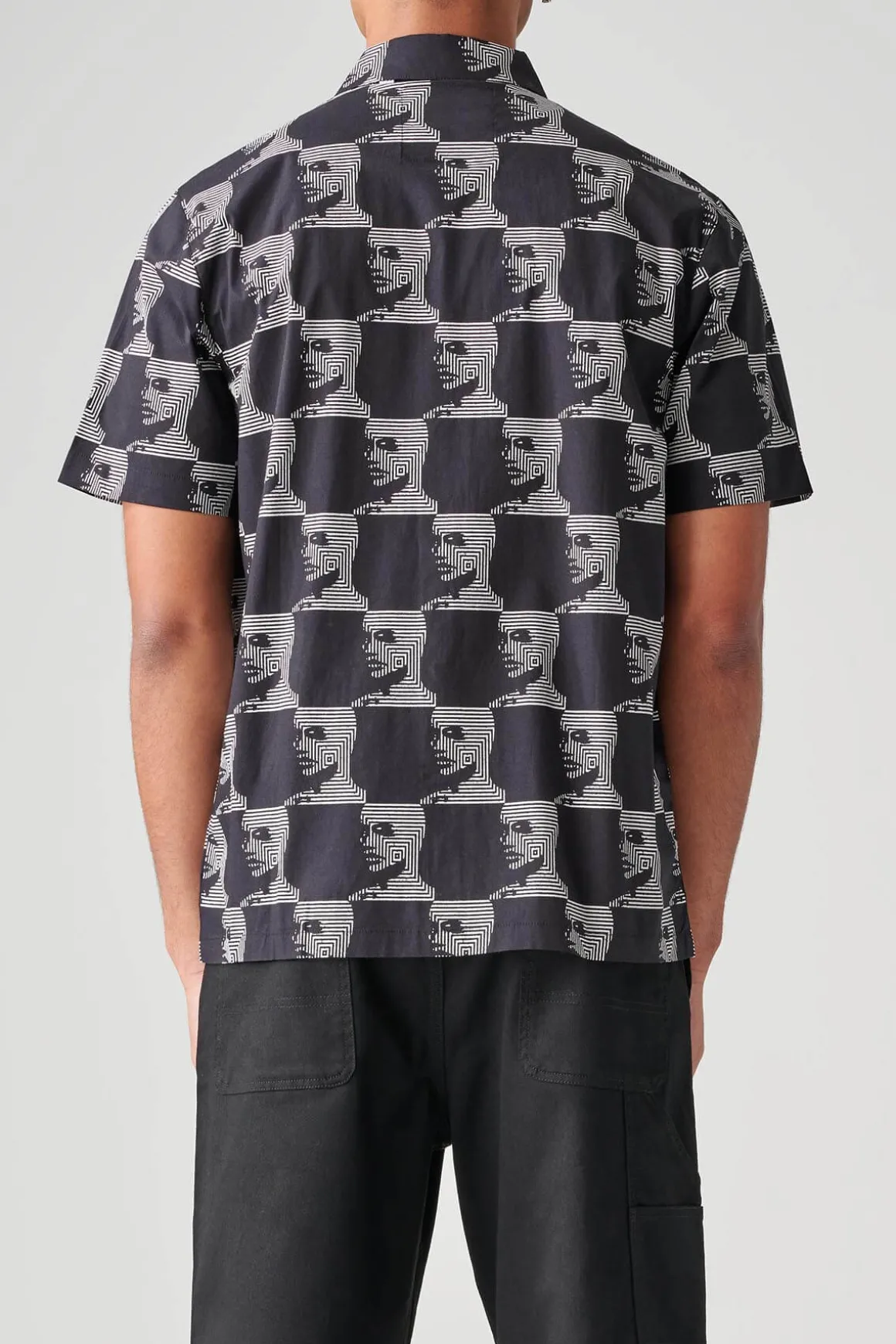 circuits_ss_shirt__black_2.webp Flash Sale Circuits SS Shirt - Clothing